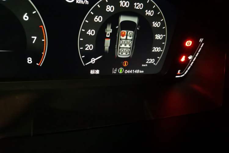Used Honda Breeze 2023 240TURBO Two-Wheel-Drive Luxury PRO 7-Seater Odometer Close Up