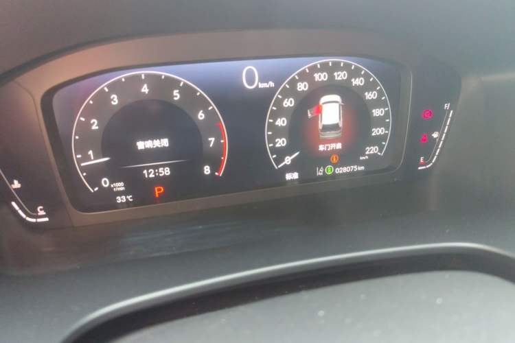 Used Honda Breeze 2023 240TURBO Two-Wheel-Drive Luxury Edition 5 Seats Odometer Close Up