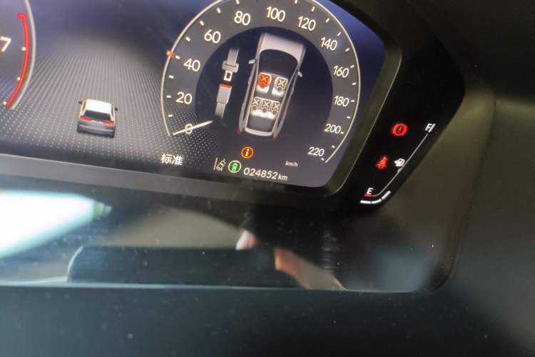 Used Honda Breeze 2023 240TURBO Two-Wheel-Drive Luxury Edition 5 Seats Odometer Close Up