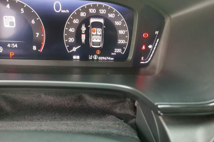 Used Honda Breeze 2023 240TURBO Two-Wheel-Drive Luxury Edition 5 Seats Odometer Close Up
