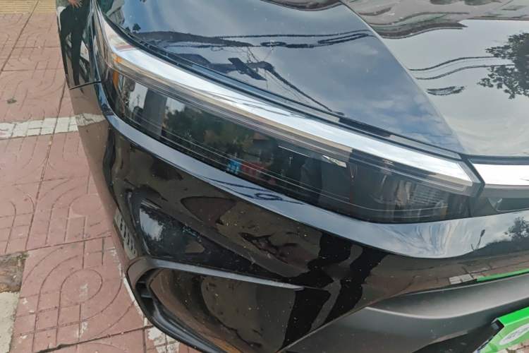 Used Honda Breeze 2023 240TURBO Two-Wheel-Drive Luxury Edition 5 Seats Right Front Headlight