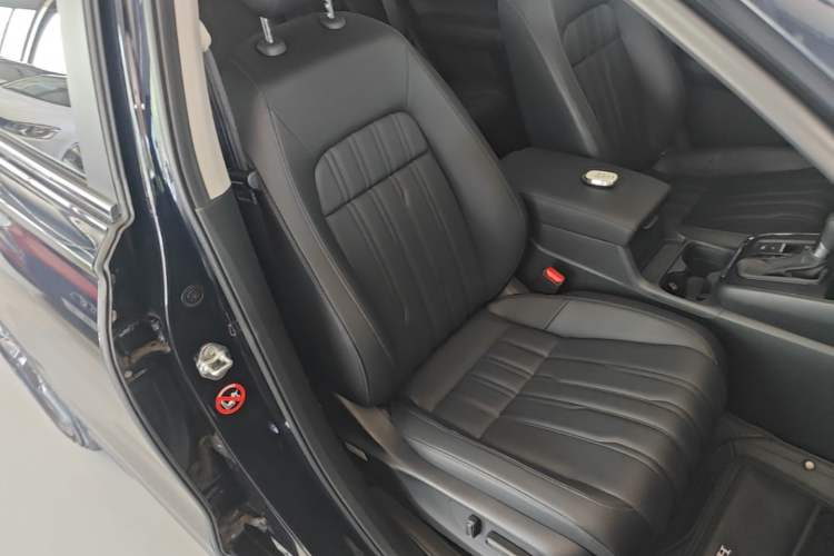 Used Honda Breeze 2023 240TURBO Two-Wheel-Drive Luxury Edition 5 Seats Right Front Seat