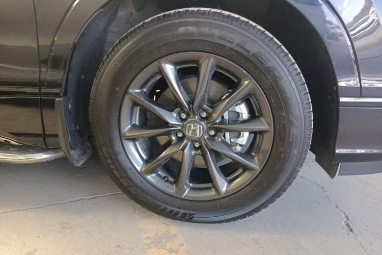 Used Honda Breeze 2023 240TURBO Two-Wheel-Drive Prestige Edition 5 Seats Right Front Wheel Hub