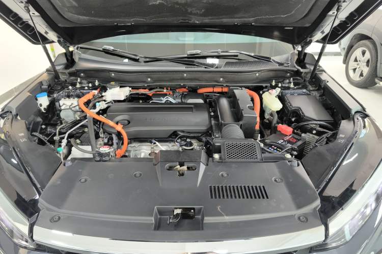 Used Honda Breeze 2023 eHEV Four-Wheel Drive Supreme Edition Engine Bay