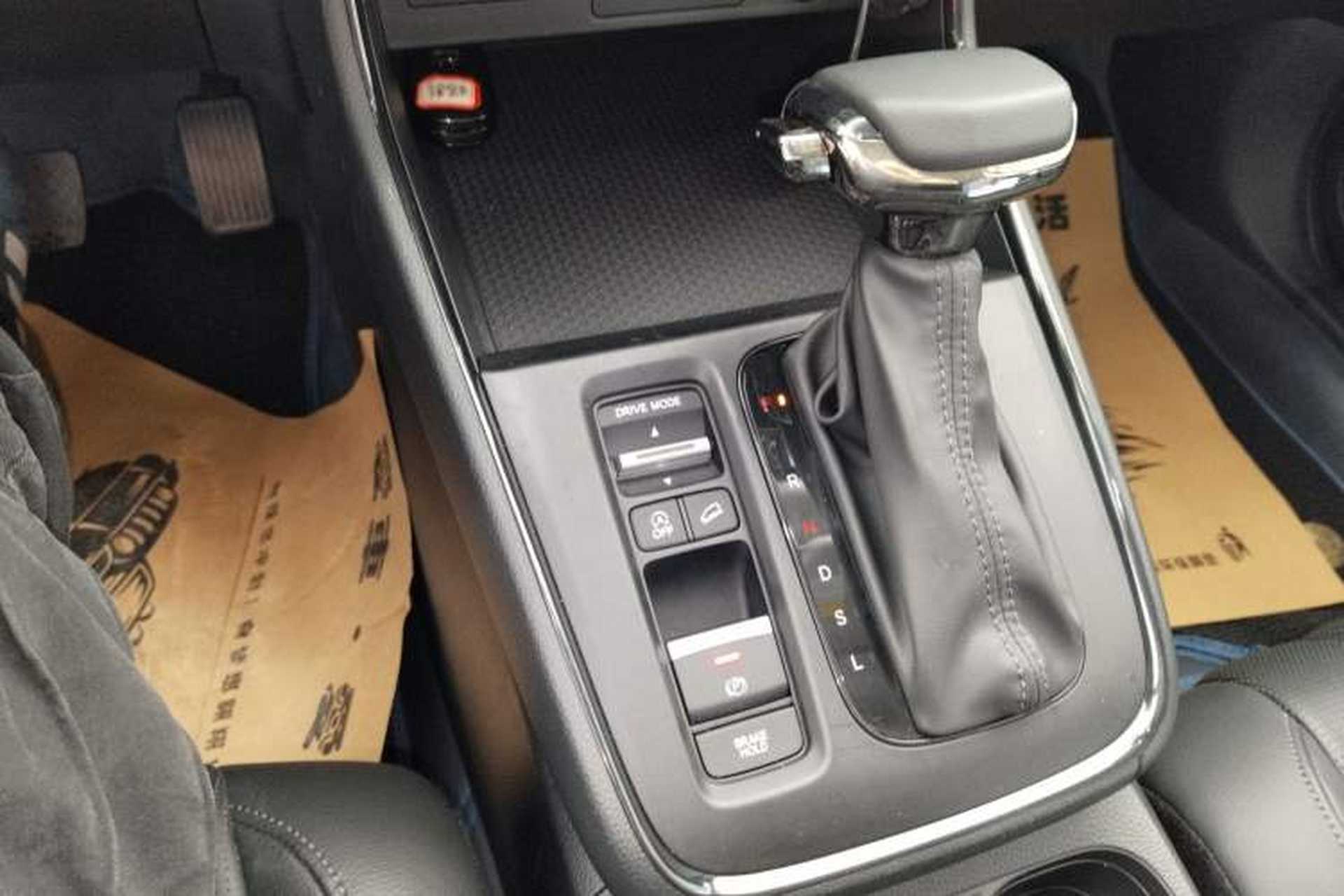 Used Honda Breeze 2023 240TURBO Two-Wheel-Drive Prestige Edition 5 Seats Gear Lever