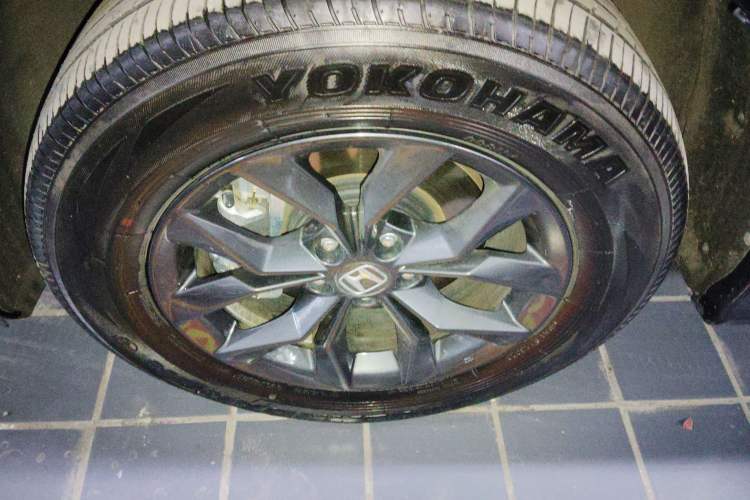 Used Honda Breeze 2023 240TURBO Two-Wheel-Drive Luxury Edition 5 Seats Left Front Wheel Hub
