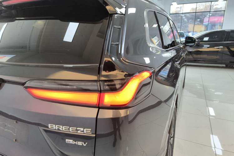 Used Honda Breeze 2023 eHEV Four-Wheel Drive Supreme Edition Right Rear Taillight