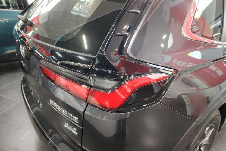 Used Honda Breeze 2023 240TURBO Two-Wheel Drive Elite Edition 5 Seats Right Rear Taillight