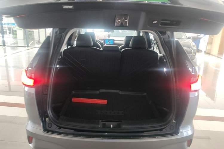 Used Honda Breeze 2023 240TURBO Two-Wheel-Drive Luxury Edition 5 Seats Trunk