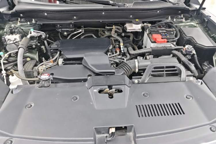 Used Honda Breeze 2023 240TURBO Four-Wheel Drive Luxury Edition 5 Seats Engine Bay