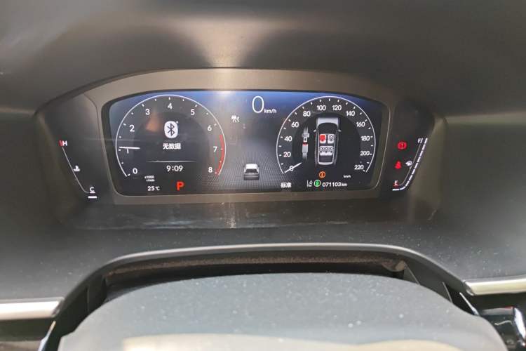 Used Honda Breeze 2023 240TURBO Four-Wheel Drive Luxury Edition 5 Seats Odometer Close Up