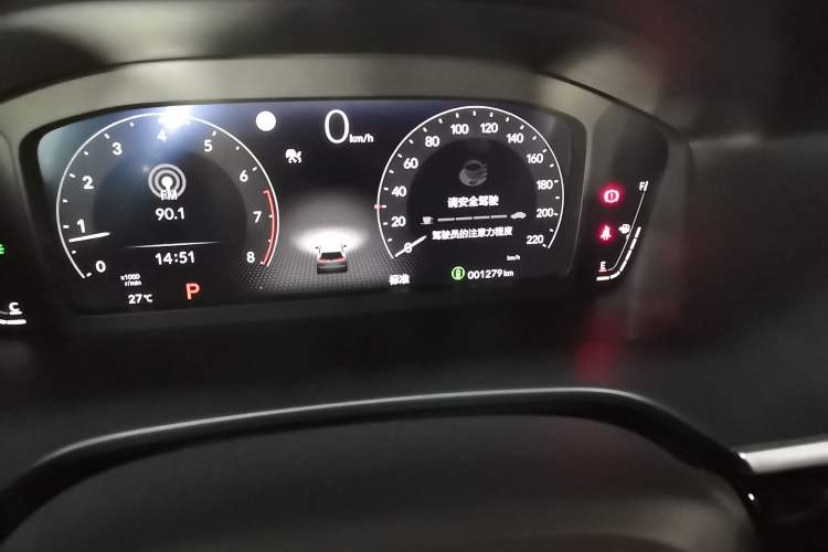 Used Honda Breeze 2023 240TURBO Four-Wheel Drive Luxury Edition 5 Seats Odometer Close Up