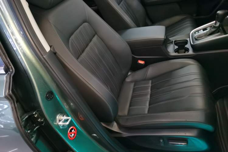 Used Honda Breeze 2023 240TURBO Four-Wheel Drive Luxury Edition 5 Seats Right Front Seat