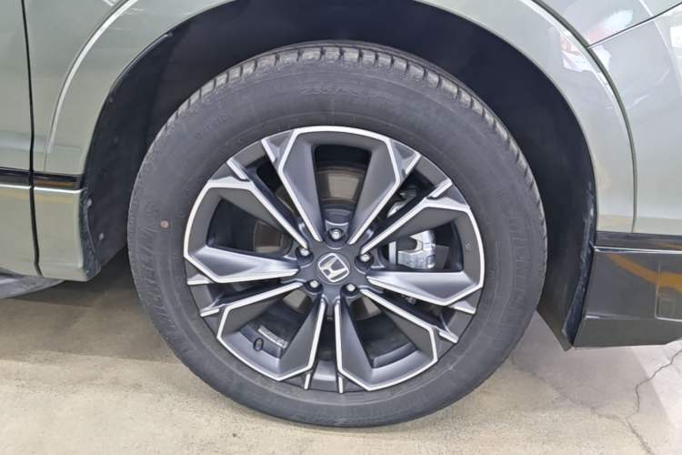 Used Honda Breeze 2023 240TURBO Four-Wheel Drive Luxury Edition 5 Seats Right Rear Wheel Hub