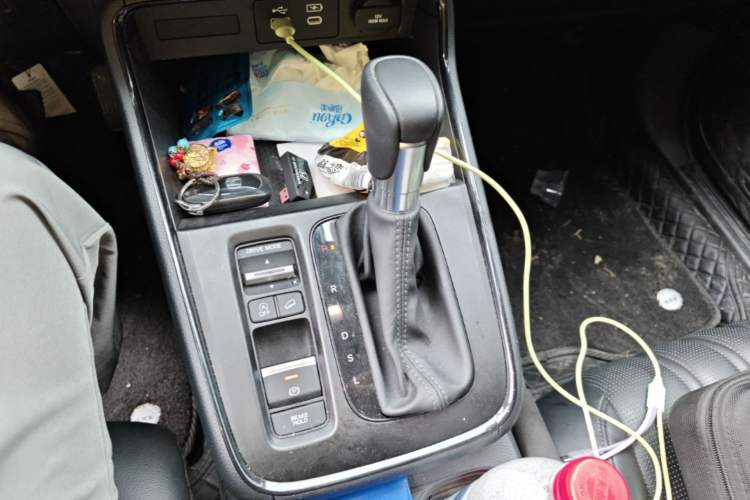 Used Honda Breeze 2023 240TURBO Two-Wheel-Drive Luxury Edition 5 Seats Gear Lever