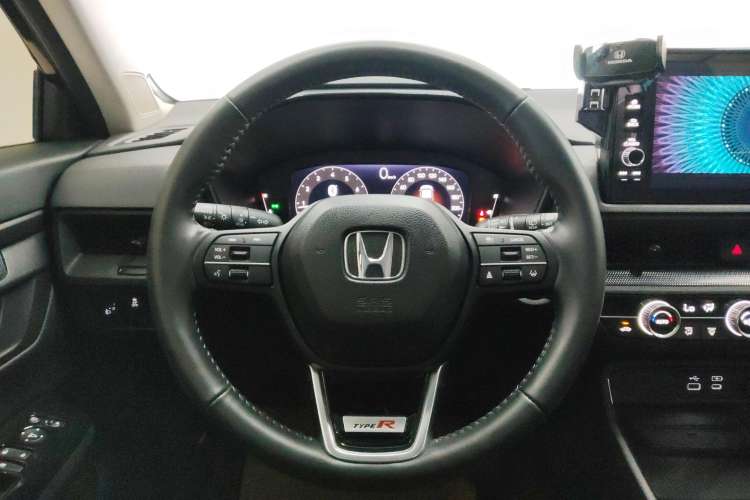 Used Honda Breeze 2023 240TURBO Two-Wheel-Drive Luxury Edition 5 Seats Steering Wheel