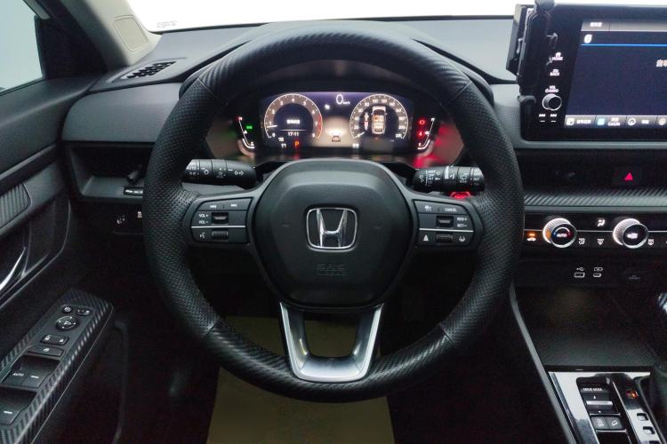 Used Honda Breeze 2023 240TURBO Two-Wheel-Drive Luxury Edition 5 Seats Steering Wheel