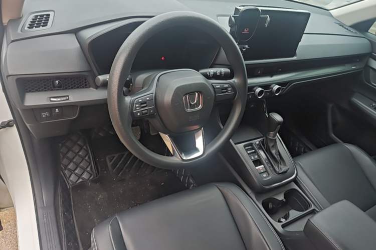 Used Honda Breeze 2023 240TURBO Two-Wheel Drive Elite Edition 5 Seats Center Console