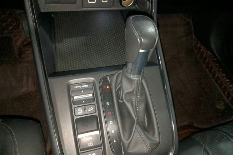 Used Honda Breeze 2023 240TURBO Two-Wheel-Drive Prestige Edition 5 Seats Gear Lever