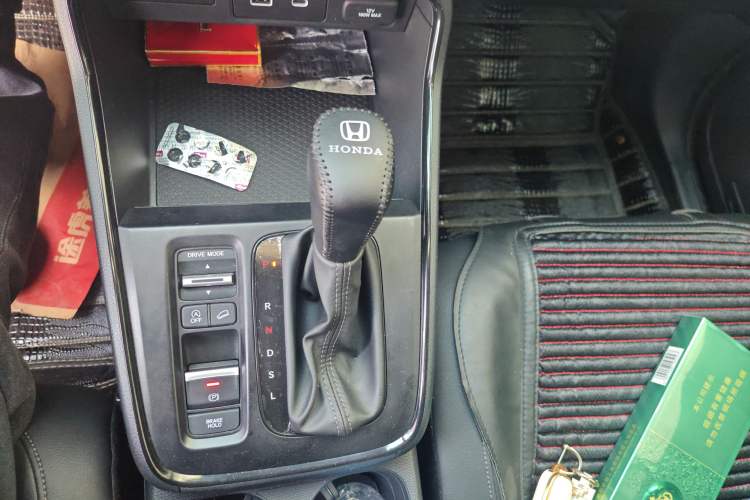 Used Honda Breeze 2023 240TURBO Two-Wheel-Drive Luxury Edition 5 Seats Gear Lever