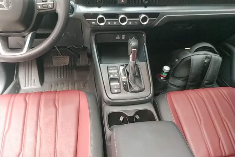 Used Honda Breeze 2023 240TURBO Two-Wheel-Drive Luxury Edition 5 Seats Gear Lever