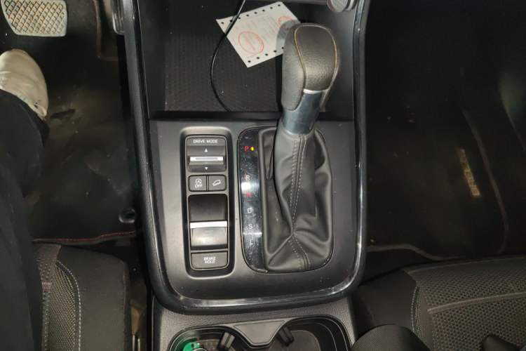 Used Honda Breeze 2023 240TURBO Two-Wheel Drive Elite Edition 5 Seats Gear Lever