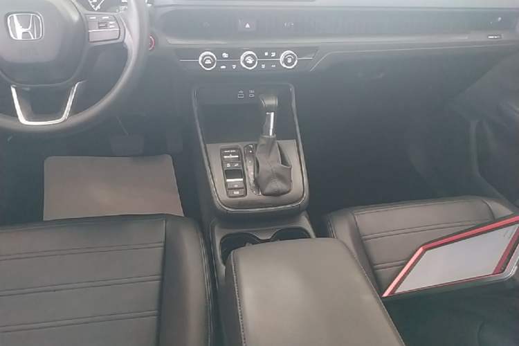 Used Honda Breeze 2023 240TURBO Two-Wheel Drive Elite Edition 5 Seats Gear Lever