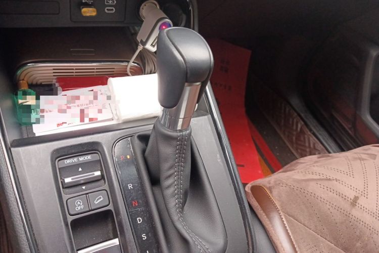 Used Honda Breeze 2023 240TURBO Two-Wheel-Drive Luxury Edition 5 Seats Gear Lever