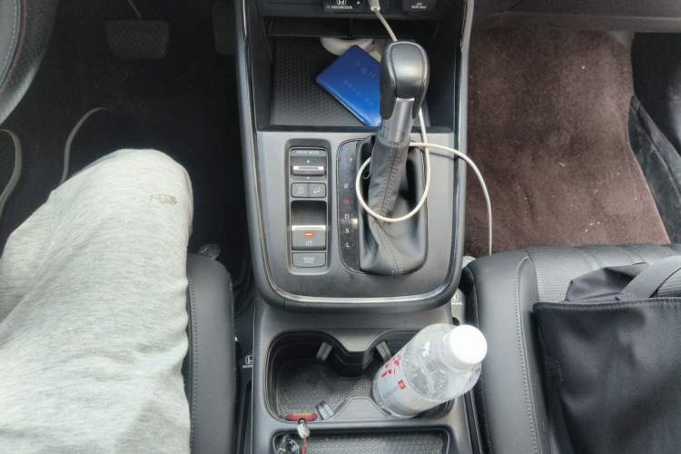 Used Honda Breeze 2023 240TURBO Two-Wheel-Drive Luxury Edition 5 Seats Gear Lever