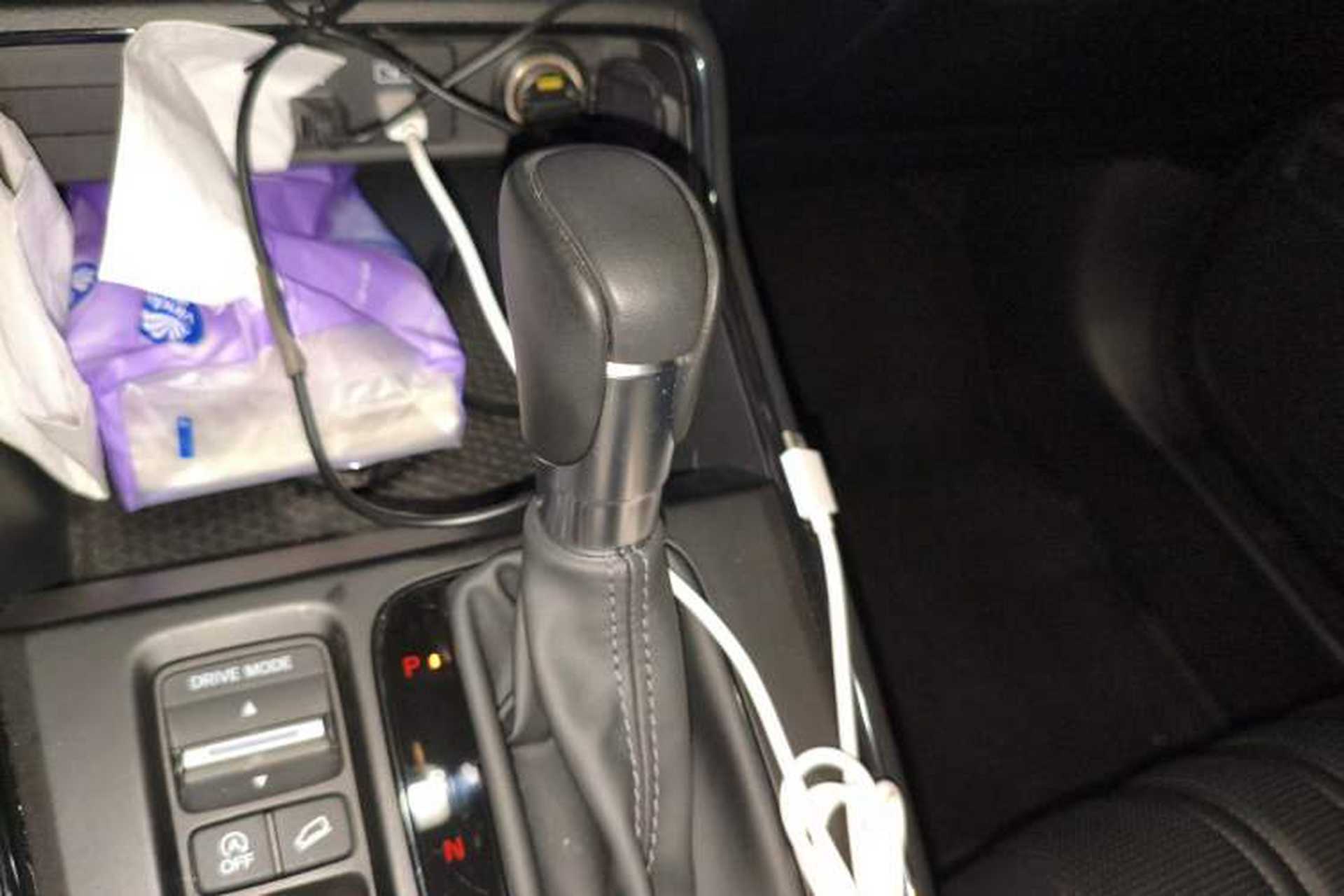 Used Honda Breeze 2023 240TURBO Two-Wheel-Drive Prestige Edition 5 Seats Gear Lever