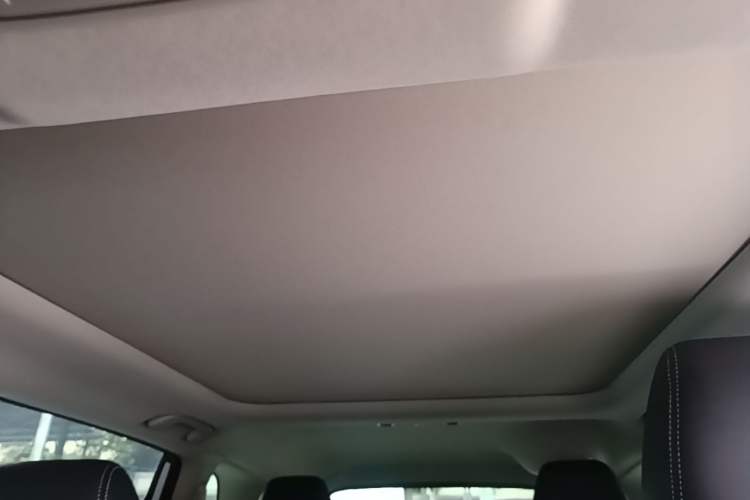 Used Honda Breeze 2023 240TURBO Two-Wheel Drive Elite Edition 5 Seats Headliner