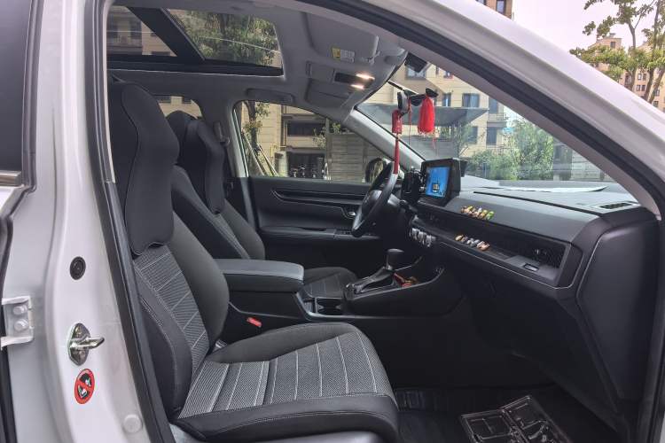 Used Honda Breeze 2023 240TURBO Two-Wheel Drive Elite Edition 5 Seats Interior 3