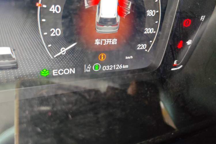 Used Honda Breeze 2023 240TURBO Two-Wheel-Drive Luxury Edition 5 Seats Odometer Close Up