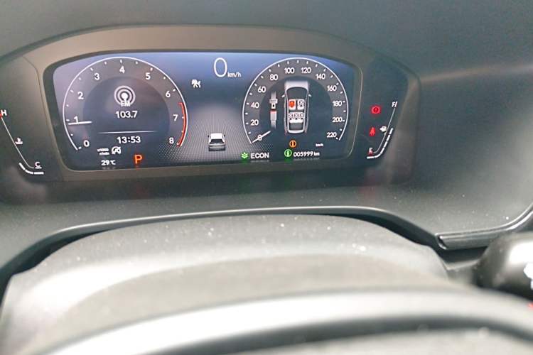 Used Honda Breeze 2023 240TURBO Two-Wheel-Drive Luxury Edition 5 Seats Odometer Close Up