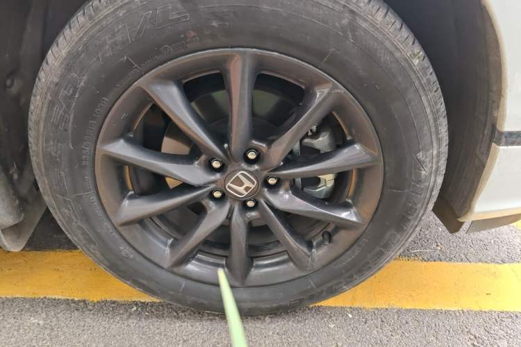 Used Honda Breeze 2023 240TURBO Two-Wheel-Drive Prestige Edition 5 Seats Right Front Wheel Hub