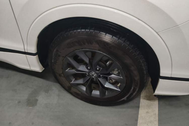 Used Honda Breeze 2023 240TURBO Two-Wheel-Drive Luxury Edition 5 Seats Right Front Wheel Hub