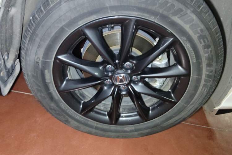 Used Honda Breeze 2023 240TURBO Two-Wheel-Drive Prestige Edition 5 Seats Right Front Wheel Hub