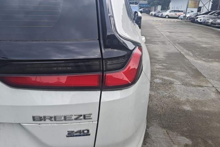 Used Honda Breeze 2023 240TURBO Two-Wheel-Drive Luxury Edition 5 Seats Right Rear Taillight