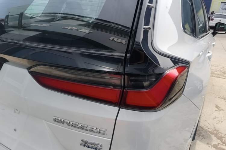 Used Honda Breeze 2023 240TURBO Two-Wheel Drive Elite Edition 5 Seats Right Rear Taillight