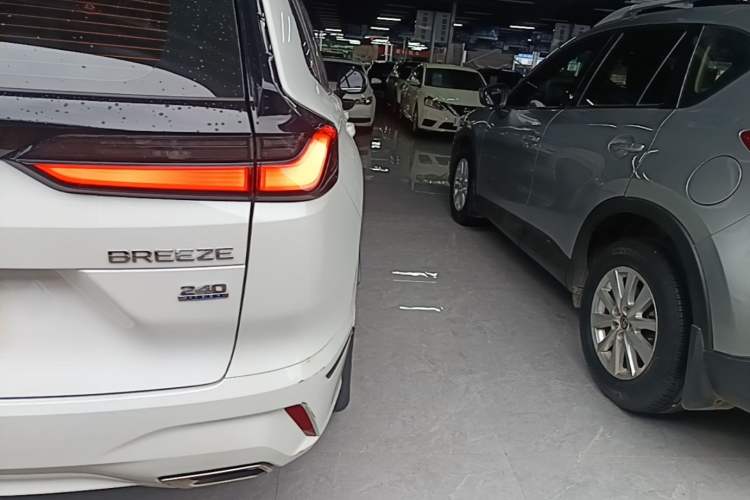 Used Honda Breeze 2023 240TURBO Two-Wheel Drive Elite Edition 5 Seats Right Rear Taillight