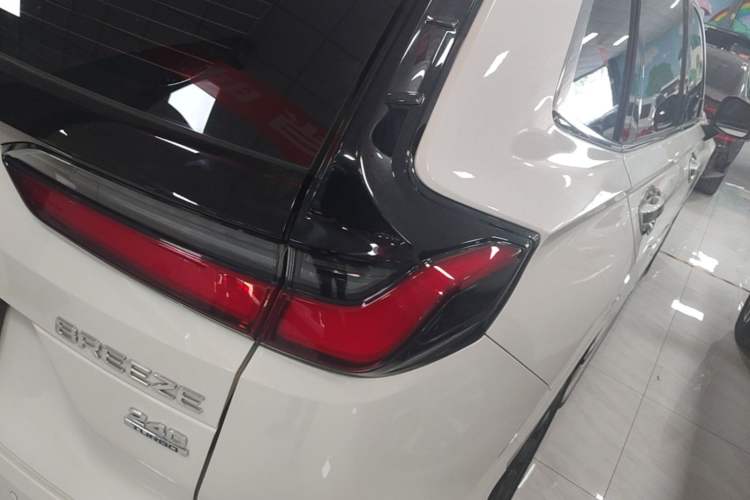 Used Honda Breeze 2023 240TURBO Two-Wheel Drive Elite Edition 5 Seats Right Rear Taillight
