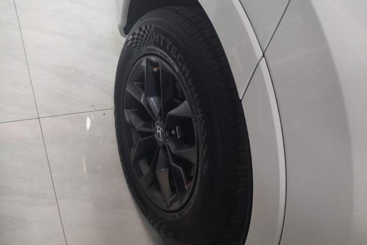 Used Honda Breeze 2023 240TURBO Two-Wheel Drive Elite Edition 5 Seats Right Rear Wheel Hub