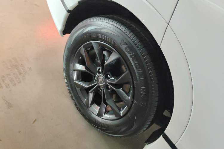 Used Honda Breeze 2023 240TURBO Two-Wheel-Drive Luxury Edition 5 Seats Right Rear Wheel Hub