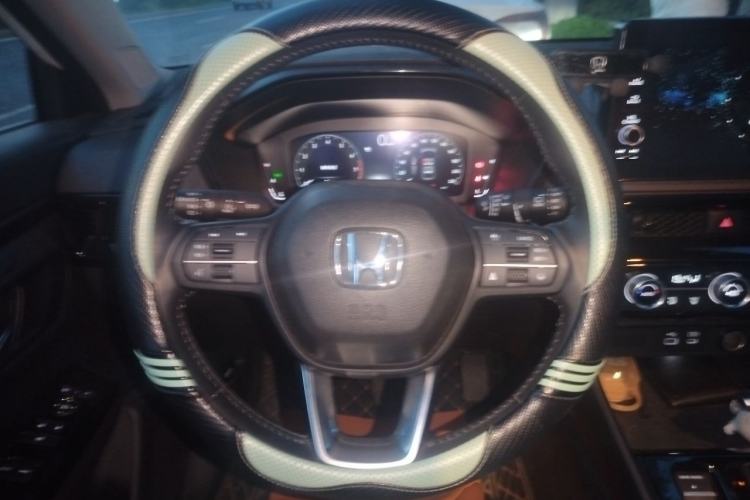 Used Honda Breeze 2023 240TURBO Two-Wheel-Drive Luxury Edition 5 Seats Steering Wheel