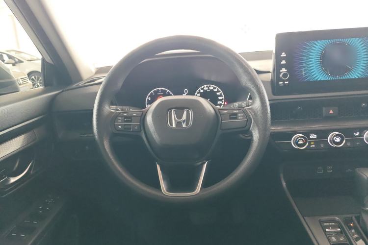 Used Honda Breeze 2023 240TURBO Two-Wheel Drive Elite Edition 5 Seats Steering Wheel