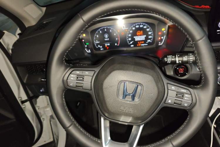 Used Honda Breeze 2023 240TURBO Two-Wheel-Drive Luxury Edition 5 Seats Steering Wheel