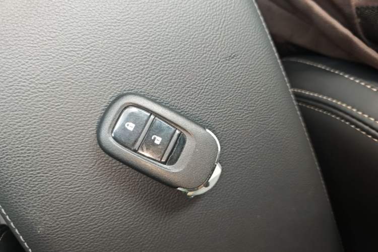 Used Honda Breeze 2023 240TURBO Two-Wheel Drive Elite Edition 5 Seats Vehicle Key