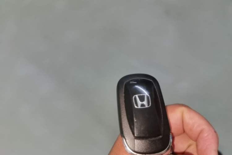 Used Honda Breeze 2023 240TURBO Two-Wheel-Drive Luxury Edition 5 Seats Vehicle Key