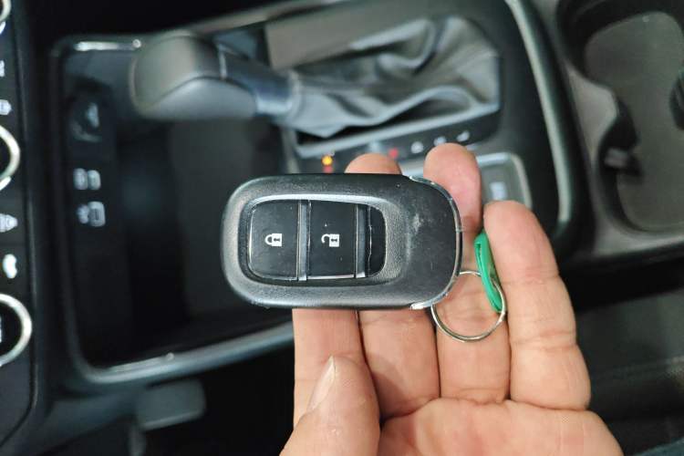 Used Honda Breeze 2023 240TURBO Two-Wheel Drive Elite Edition 5 Seats Vehicle Key