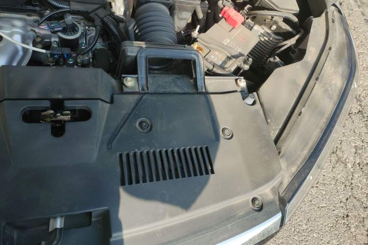 Used Honda Breeze 2024 eHEV Two-Wheel Drive Prestige Edition Engine Bay Left